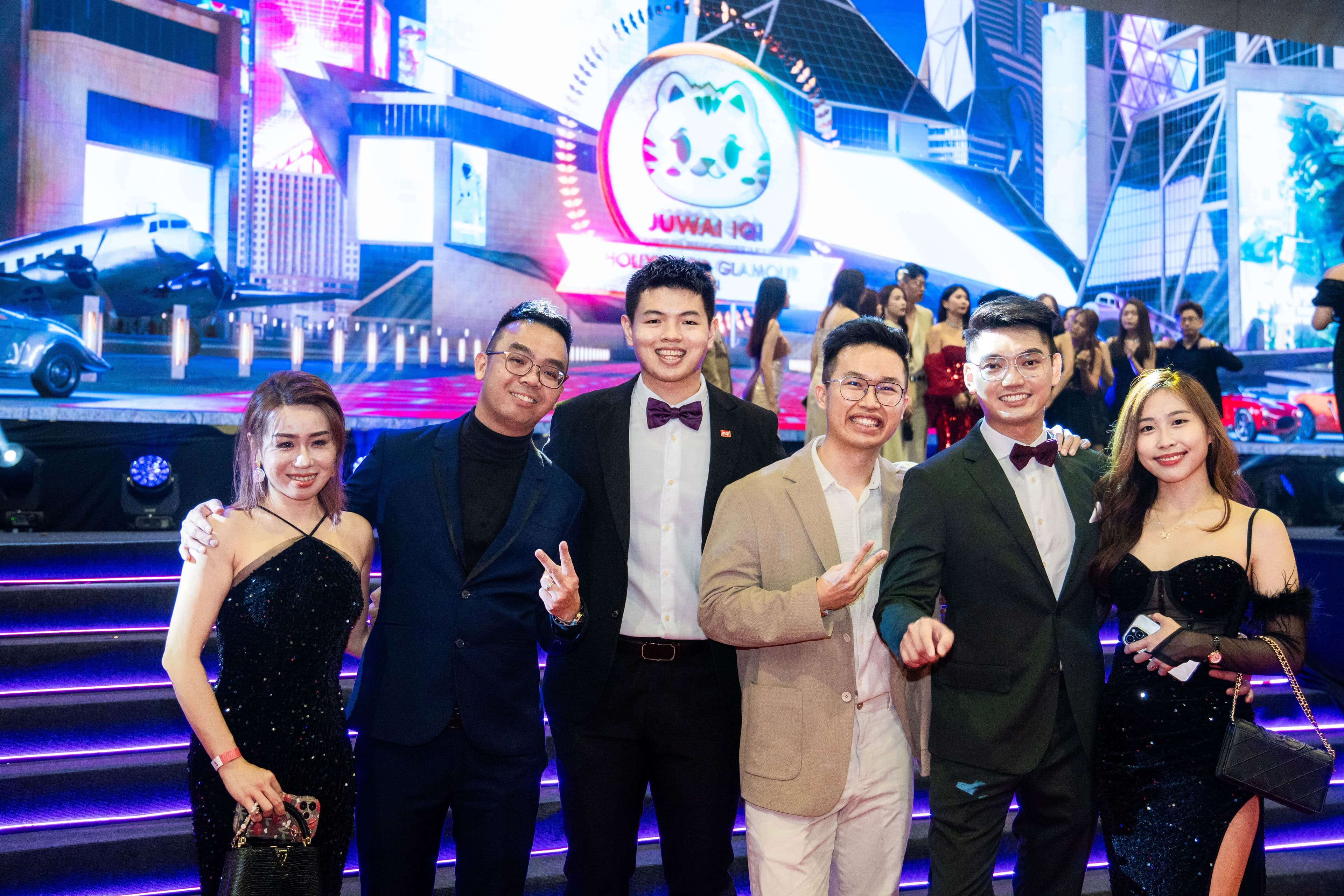 Book Gallery - Image 12